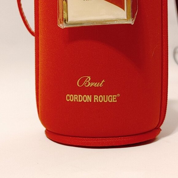 G.H. MUMM Brute Cordon Rouge Champagne Red Zipped Insulating Case & Keychain NEW - Picture 7 of 9